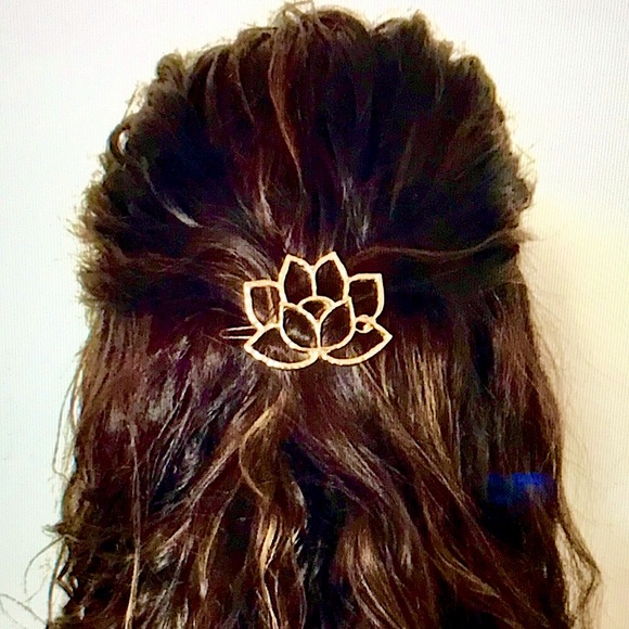 ✨Golden Lotus Hair Clip✨ - Picture 3 of 8
